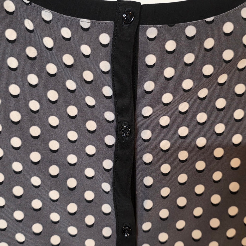 Anne Klein Polka Dot Pearly Dot Button-Back Blouse Size M - Picture 10 of 10